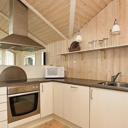 Modern Retreat - By Traum *